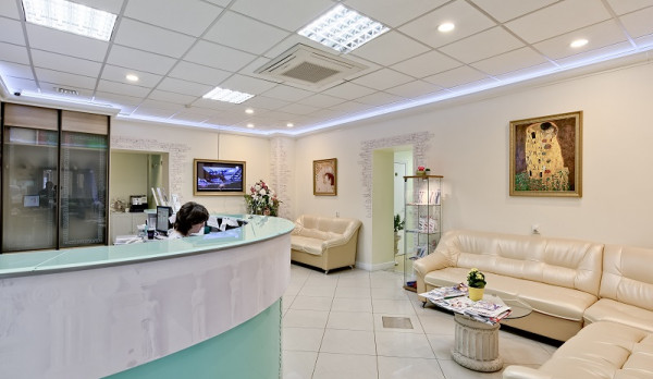 Медицинский центр «Демос»